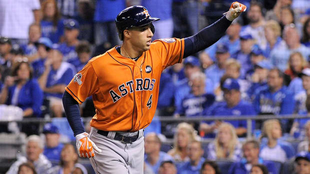 astros-beat-royals-game-1-alds.jpg